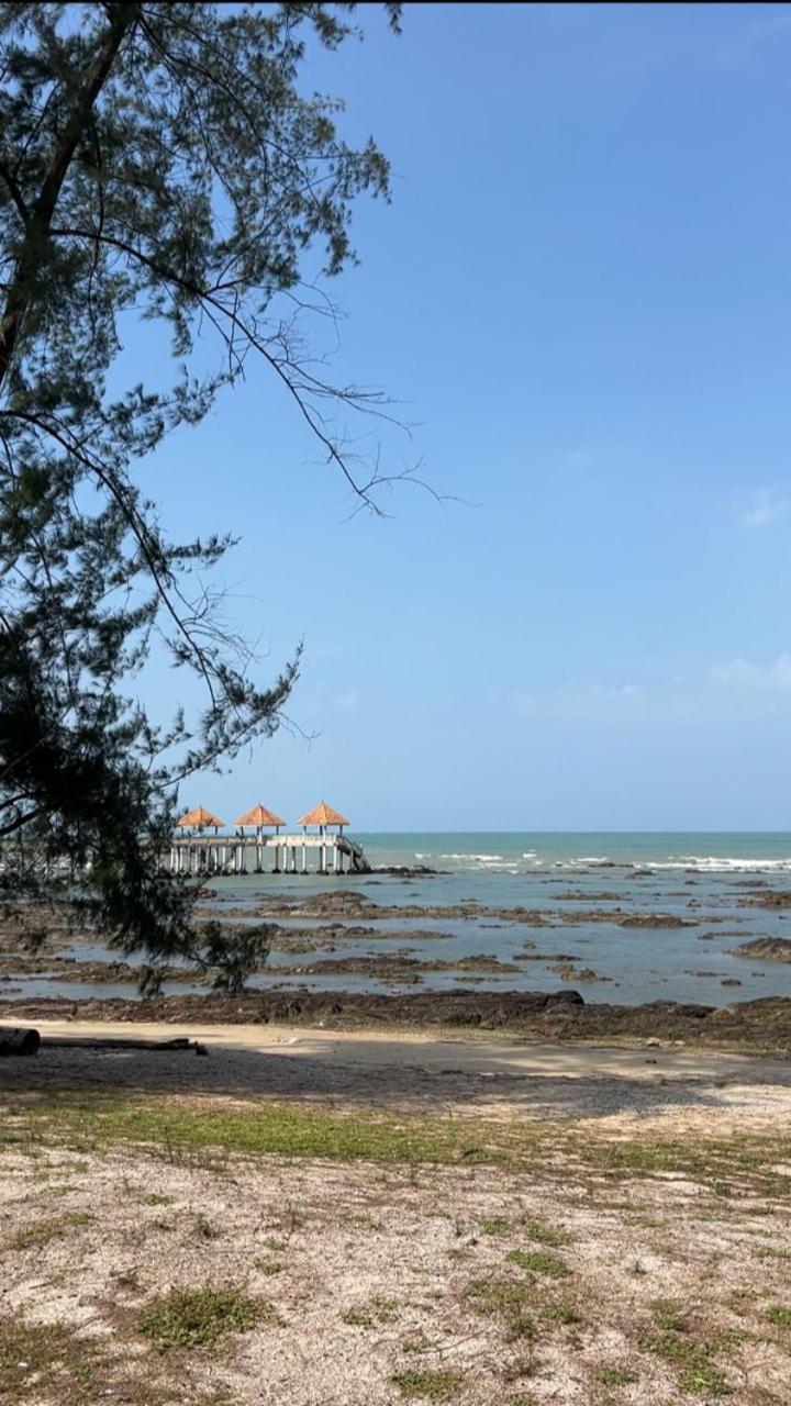 Desaru, Bayu Balau Beach Resort Bandar Penawar Exterior foto