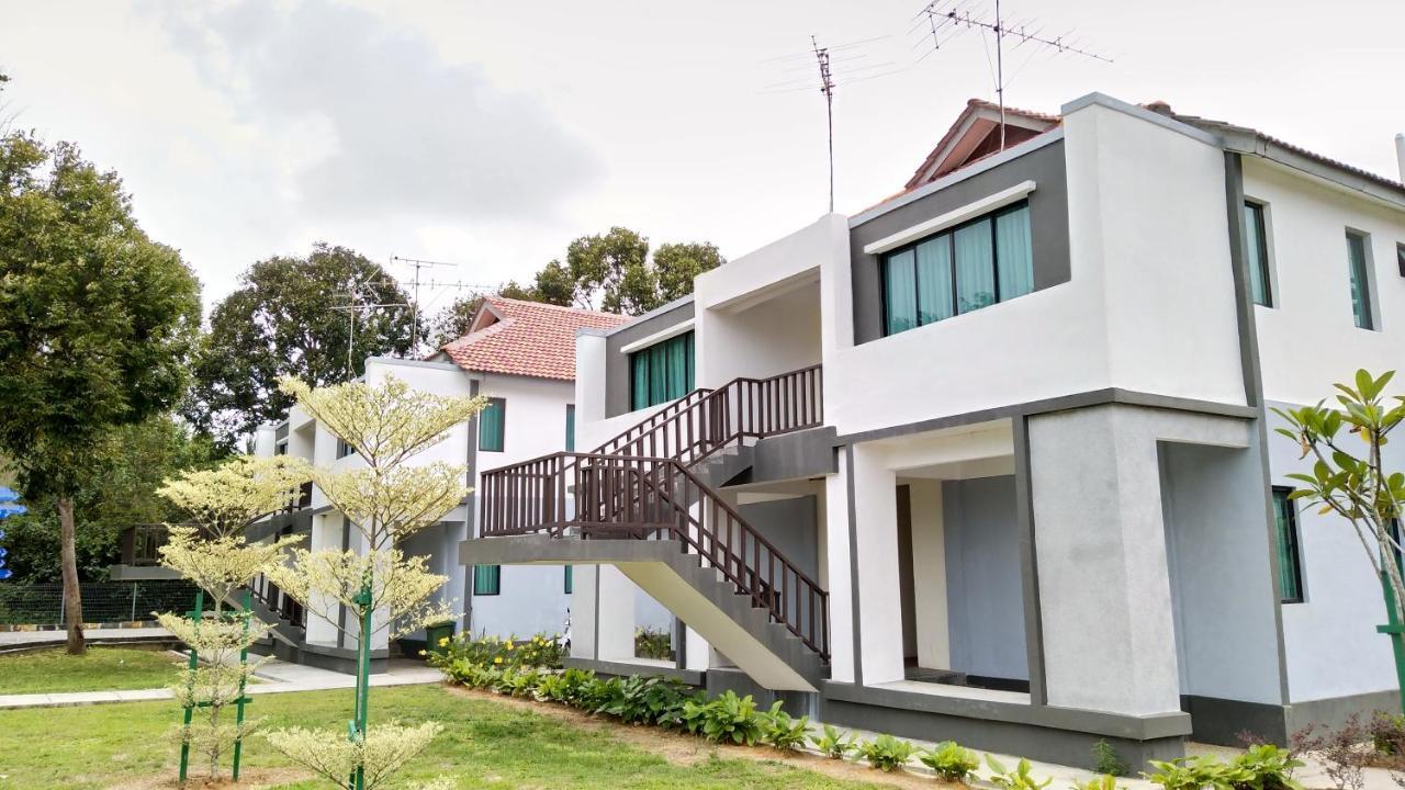 Desaru, Bayu Balau Beach Resort Bandar Penawar Exterior foto