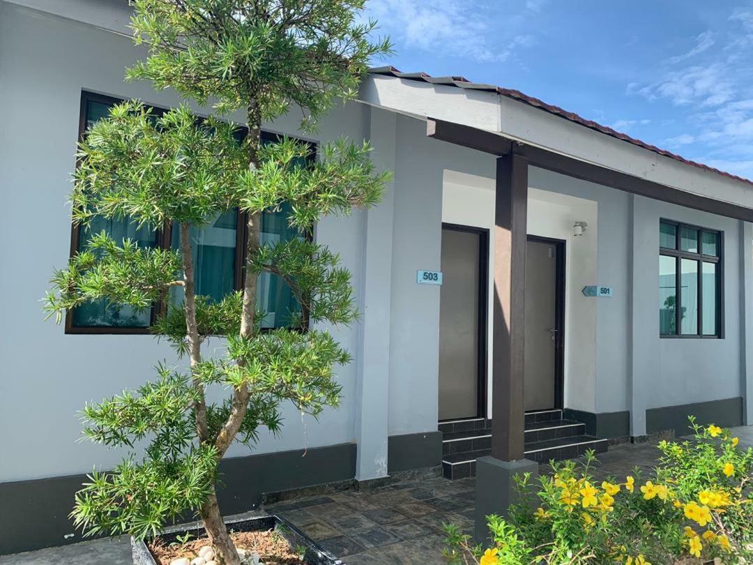Desaru, Bayu Balau Beach Resort Bandar Penawar Exterior foto