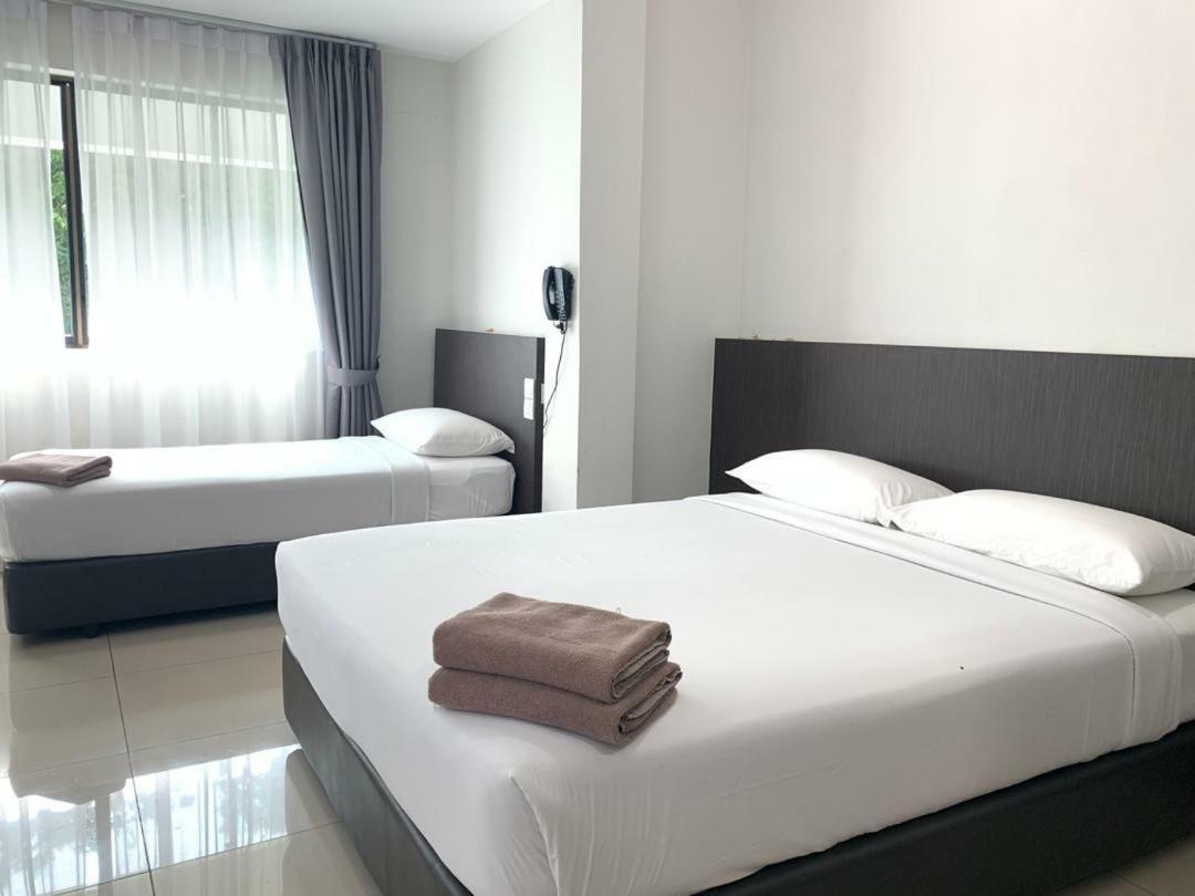 Desaru, Bayu Balau Beach Resort Bandar Penawar Exterior foto